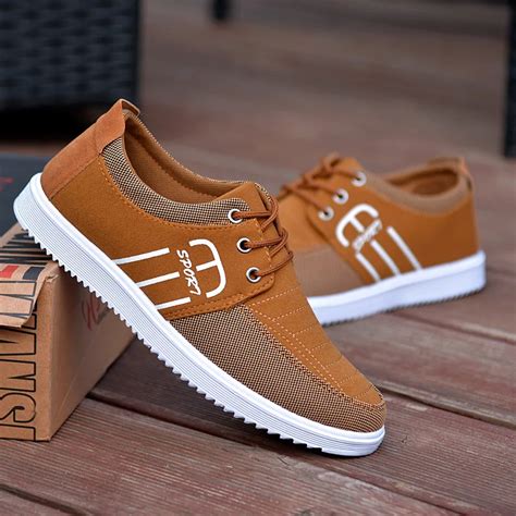 popular casual sneakers for men.